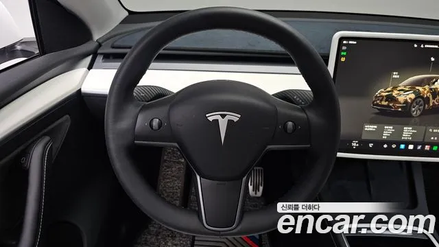 Tesla Model Y — Фото автомобиля 18