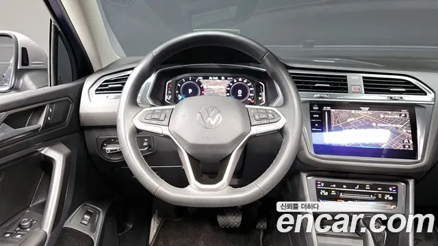 Volkswagen Tiguan — Фото автомобиля 13