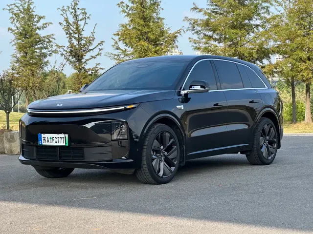 Фотография автомобиля — Li Auto L6