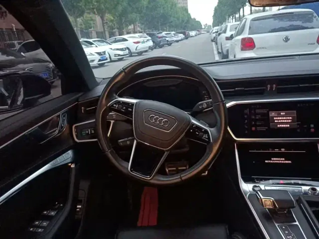 Audi A6L — Фото автомобиля 2