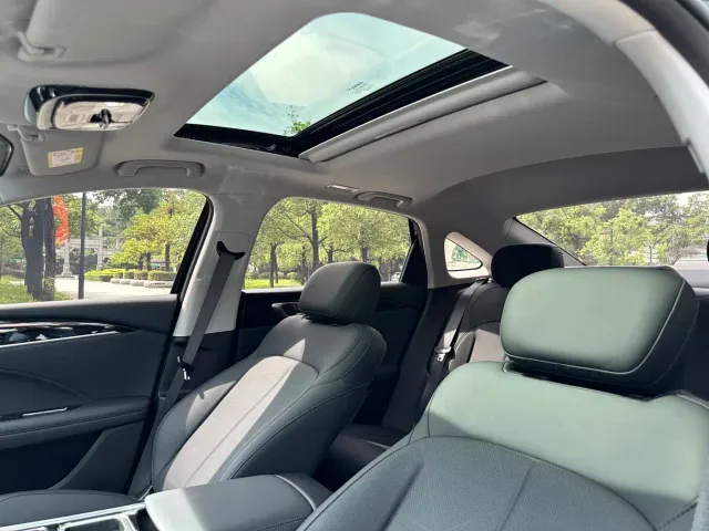 Geely Emgrand — Фото автомобиля 18