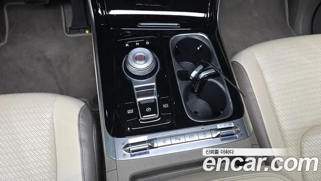 Kia Canival Carnival 4 поколение Дизель 9 мест Signature — Фото автомобиля 9