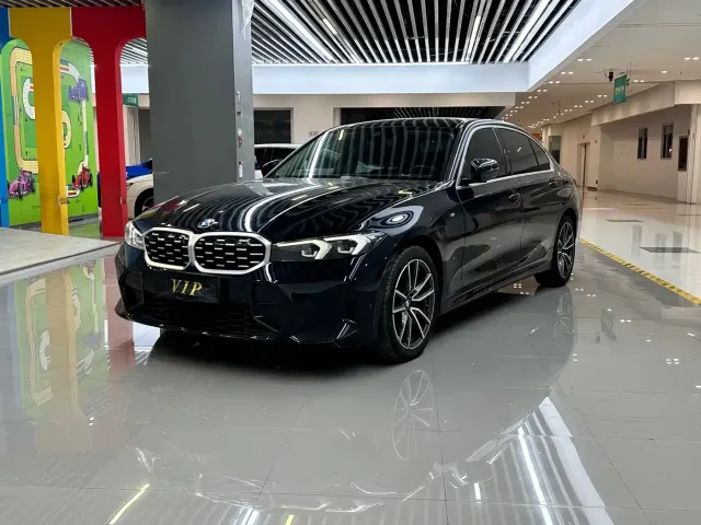 Фотография автомобиля — BMW 3 Series