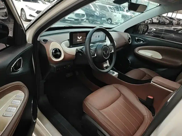 Wuling Bingo — Фото автомобиля 15