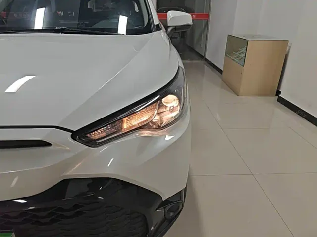 Toyota Frontlander — Фото автомобиля 23