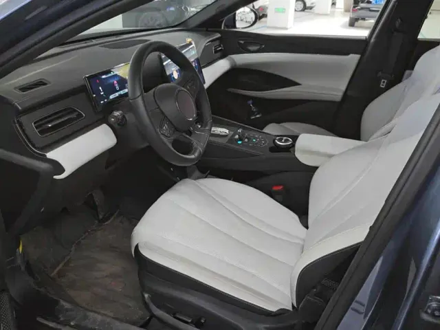 BYD Seal 06 — Фото автомобиля 9