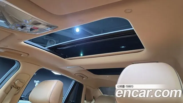 Genesis G90 Бензин 3.5 турбо AWD — Фото автомобиля 17