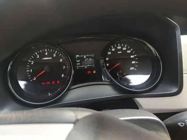 Wuling Zhengcheng — Фото автомобиля 3