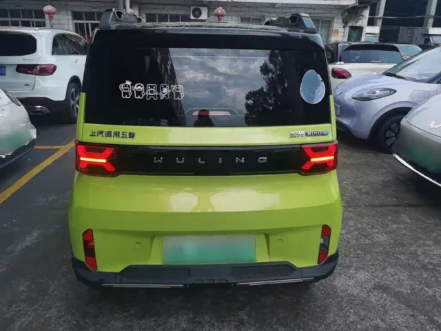 Wuling Hongguang Mini EV — Фото автомобиля 5