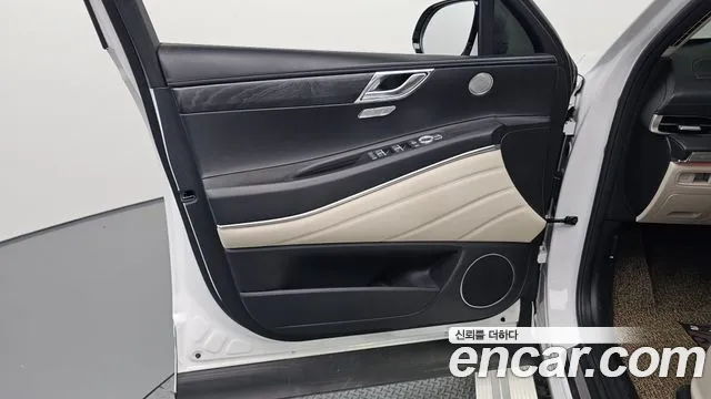 Genesis GV80 2.5T Бензин AWD — Фото автомобиля 23