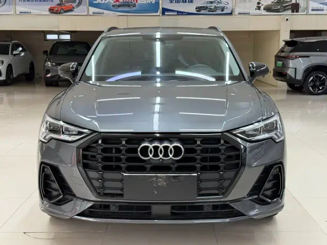 Audi Q3 — Фото автомобиля 2