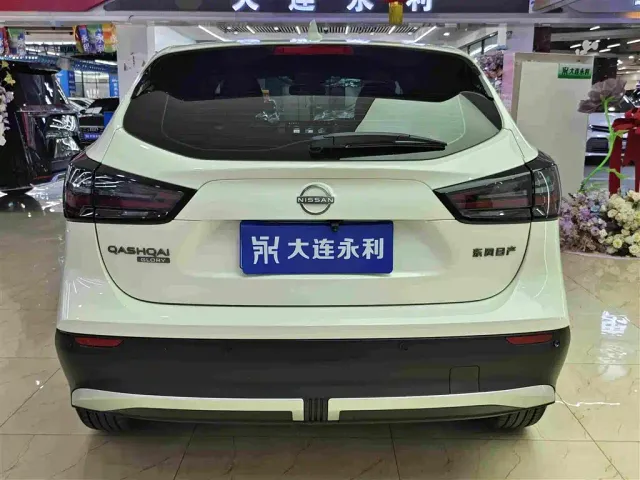 Nissan Qashqai — Фото автомобиля 15