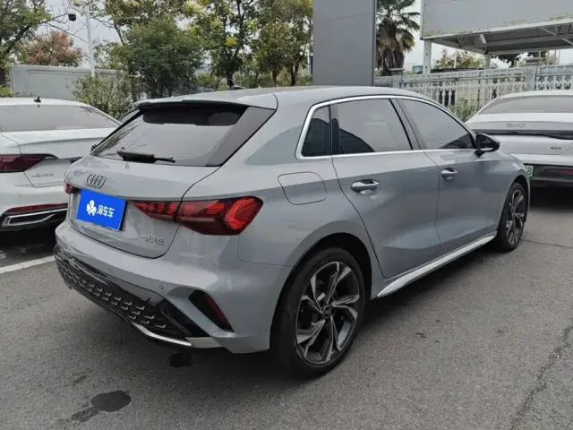 Audi Audi A3 2025 Sportback 35TFSI Flying Premium — Фото автомобиля 3