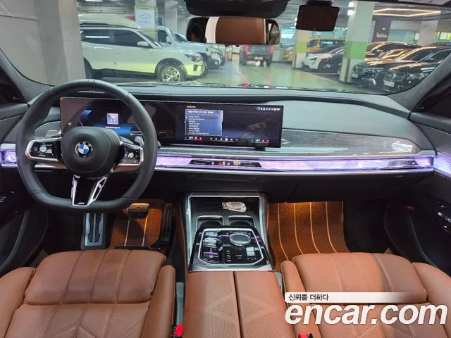 BMW 7-Series 7 серия (G70) 740i sDrive M Sport — Фото автомобиля 8