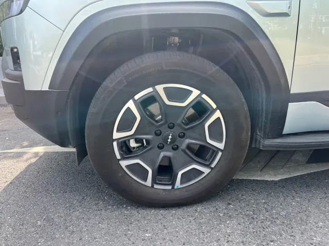 BYD FangChengBao Titanium 7 — Фото автомобиля 3