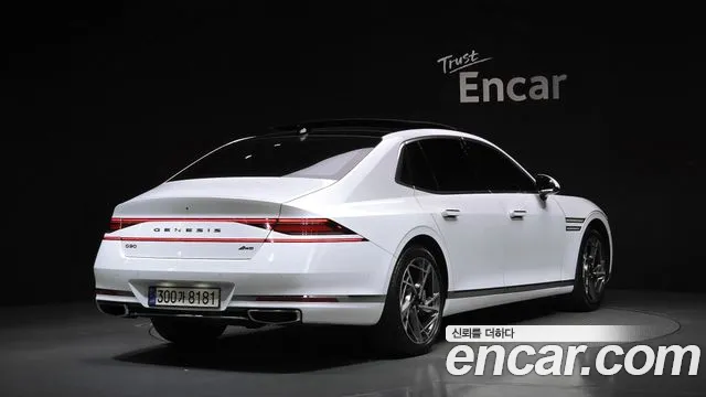 Genesis G90 Бензин 3.5 турбо AWD — Фото автомобиля 2