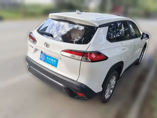 Toyota Frontlander — Фото автомобиля 2