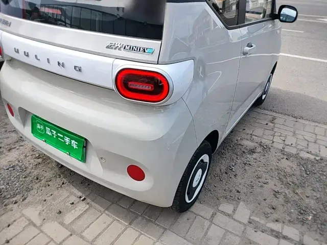 Wuling Hongguang Mini EV — Фото автомобиля 7
