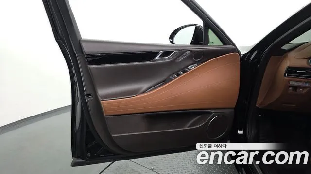 Genesis G80 Бензин 2.5 турбо AWD — Фото автомобиля 15
