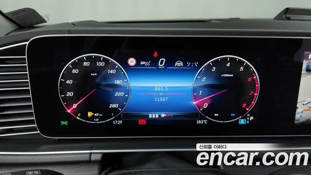 Mercedes-Benz GLE-Class — Фото автомобиля 8