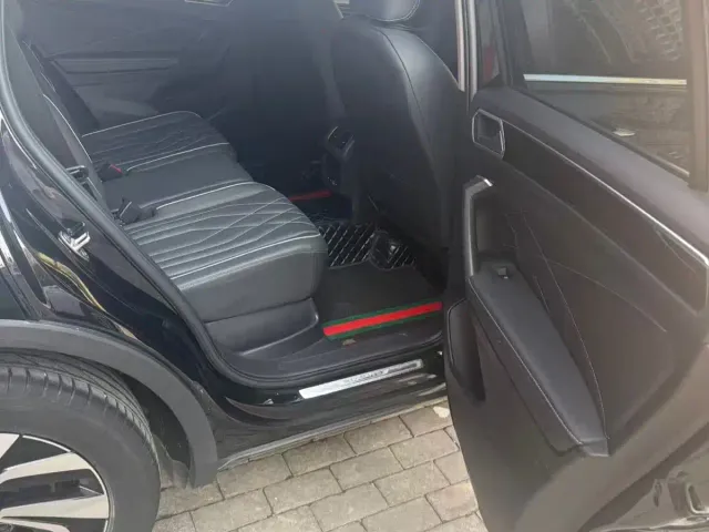 Volkswagen Tiguan L — Фото автомобиля 2