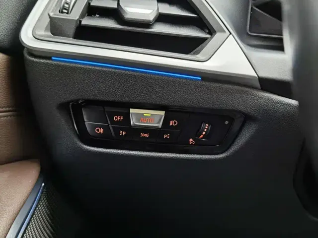 BMW i3 — Фото автомобиля 21