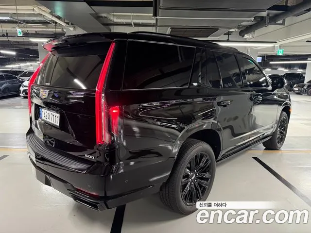 Cadillac Escalade Generation 5 — Фото автомобиля 4