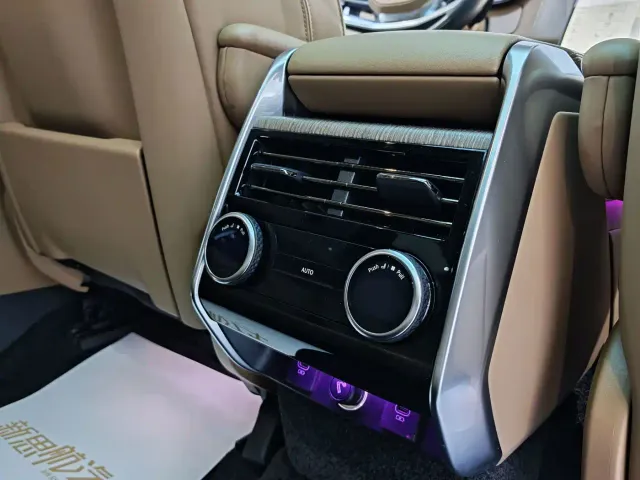 Land Rover Range Rover — Фото автомобиля 16