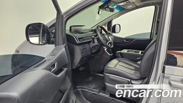 Hyundai Staria — Фото автомобиля 10