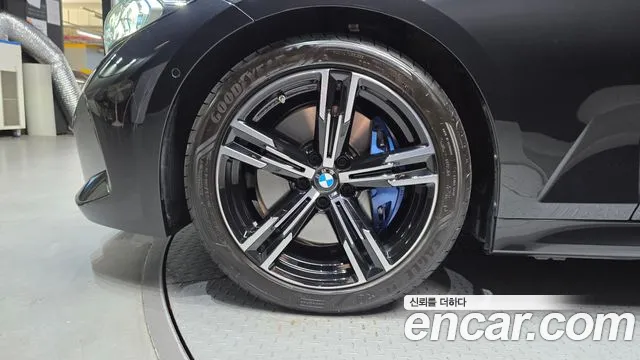 BMW 3-Series 3 серия (G20) 320i M Sport — Фото автомобиля 5