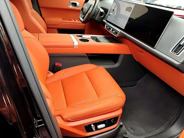 Li Auto L7 — Фото автомобиля 24