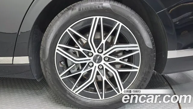 Genesis G90 RS4 — Фото автомобиля 6