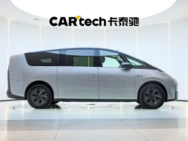 Li Auto MEGA — Фото автомобиля 4
