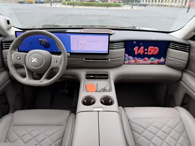 IM Motors LS9 — Фото автомобиля 10