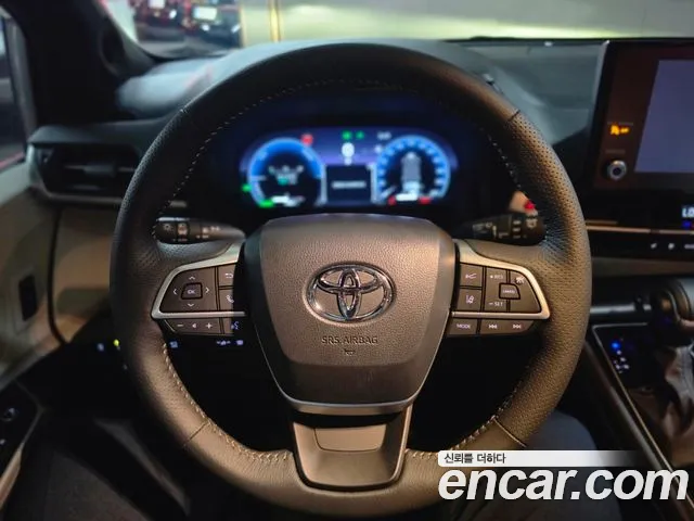 Toyota Sienna — Фото автомобиля 12