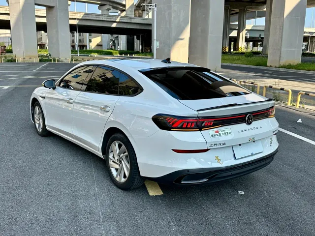 Volkswagen Lamando — Фото автомобиля 5