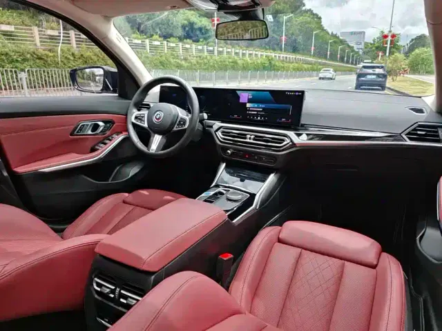 BMW i3 — Фото автомобиля 7