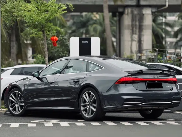 Audi A7 — Фото автомобиля 13