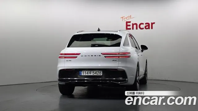 Genesis GV70 3.5T Бензин AWD — Фото автомобиля 4