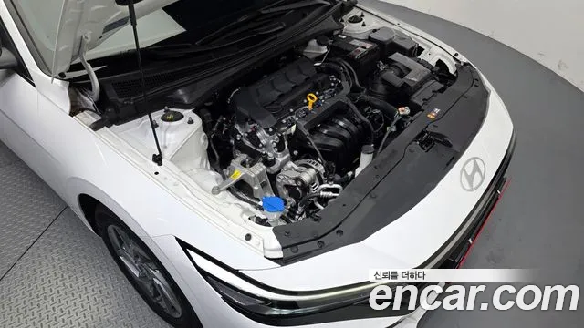 Hyundai AVANTE Новый Avante (CN7) — Фото автомобиля 4