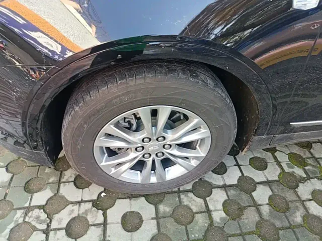 Cadillac XT5 — Фото автомобиля 22