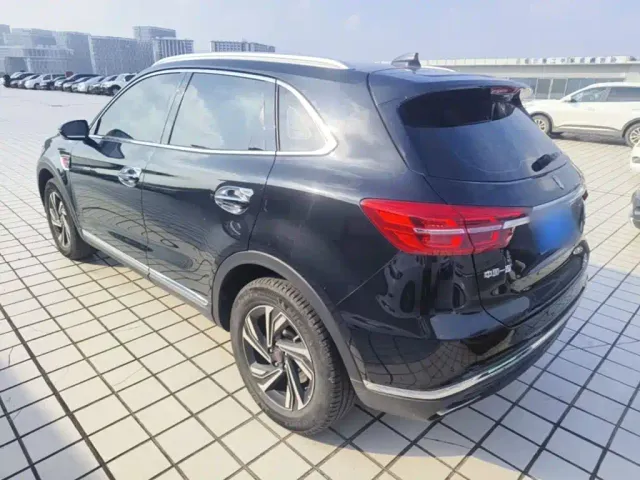 Hongqi HS5 — Фото автомобиля 4