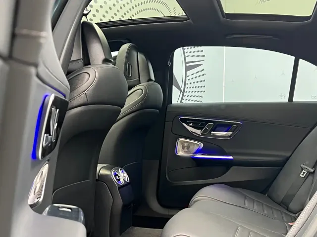 Mercedes-Benz C-Class — Фото автомобиля 7