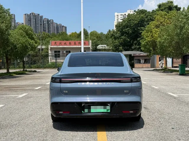 Leapmotor B01 — Фото автомобиля 14