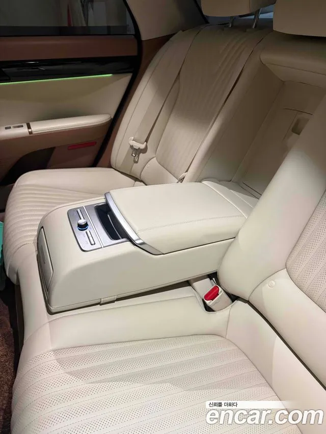 Hyundai Grandeur — Фото автомобиля 9