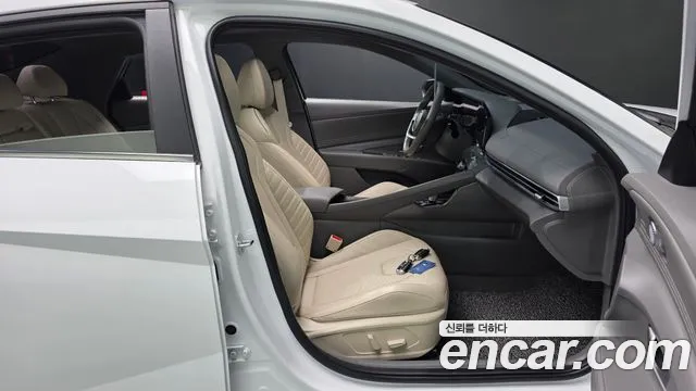 Hyundai Avante CN7 — Фото автомобиля 26