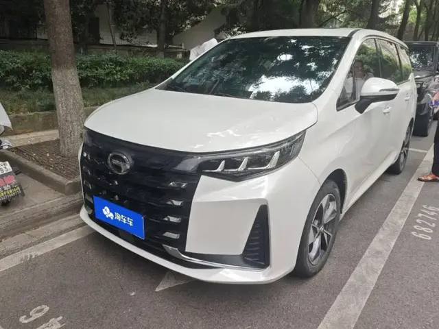 Фотография автомобиля — GAC Trumpchi M6