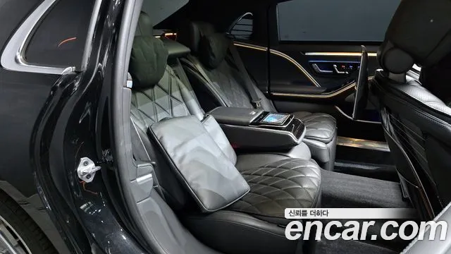Mercedes-Benz S-Class — Фото автомобиля 26