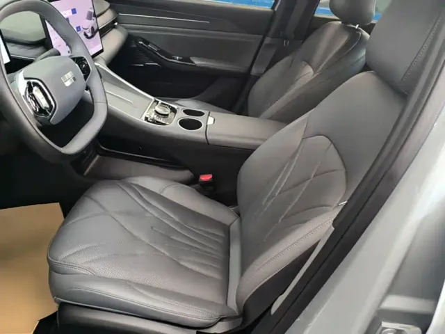 Geely Galaxy L6 — Фото автомобиля 14