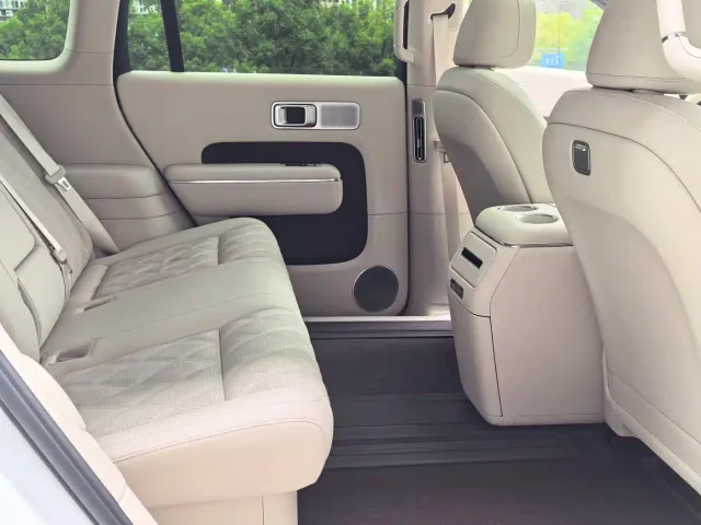 Xiaomi Pengcheng N70 — Фото автомобиля 16